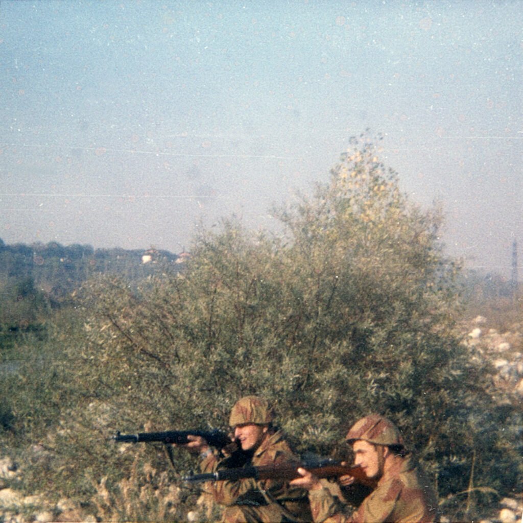 Shooting_practice_Family_Agazzi_archive